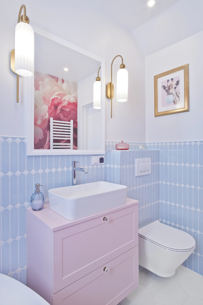 jak-urzadzic-modne-wnetrze-w-lazience-mozaika-cecile-raw-decor-na-scianie