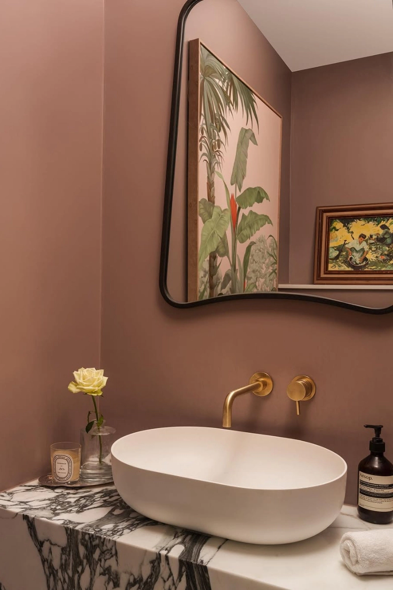 z-czym-laczyc-braz-we-wnetrzach-porady-raw-decor-zrodlo-ig-houseofsuisui