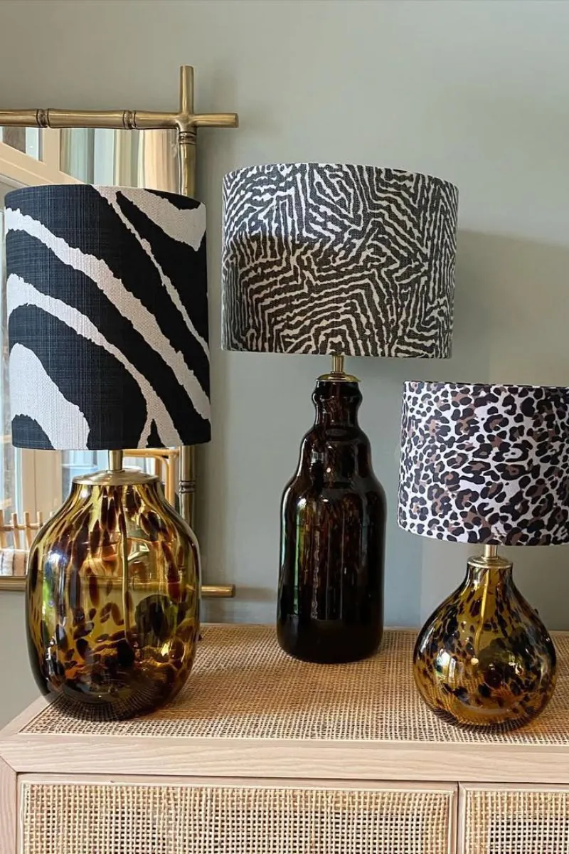 dodatki-do-domu-w-stylu-safari-modne-lampy-oswietlenie-zrodlo-ig-madame.garage