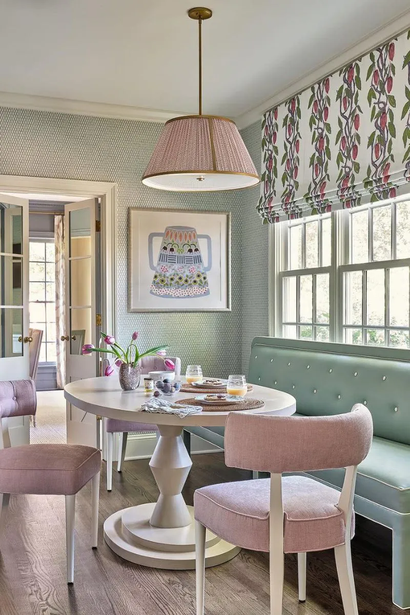 z-czym-mozna-laczyc-szalwie-pudrowy-roz-biel-niebieski-inspiracje-raw-decor-zrodlo-ig-whitneysturgeinteriors