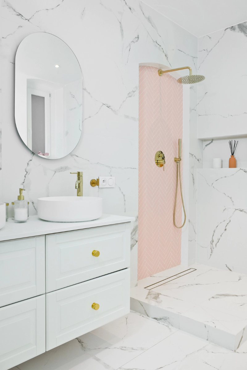 quiet luxury w łazience