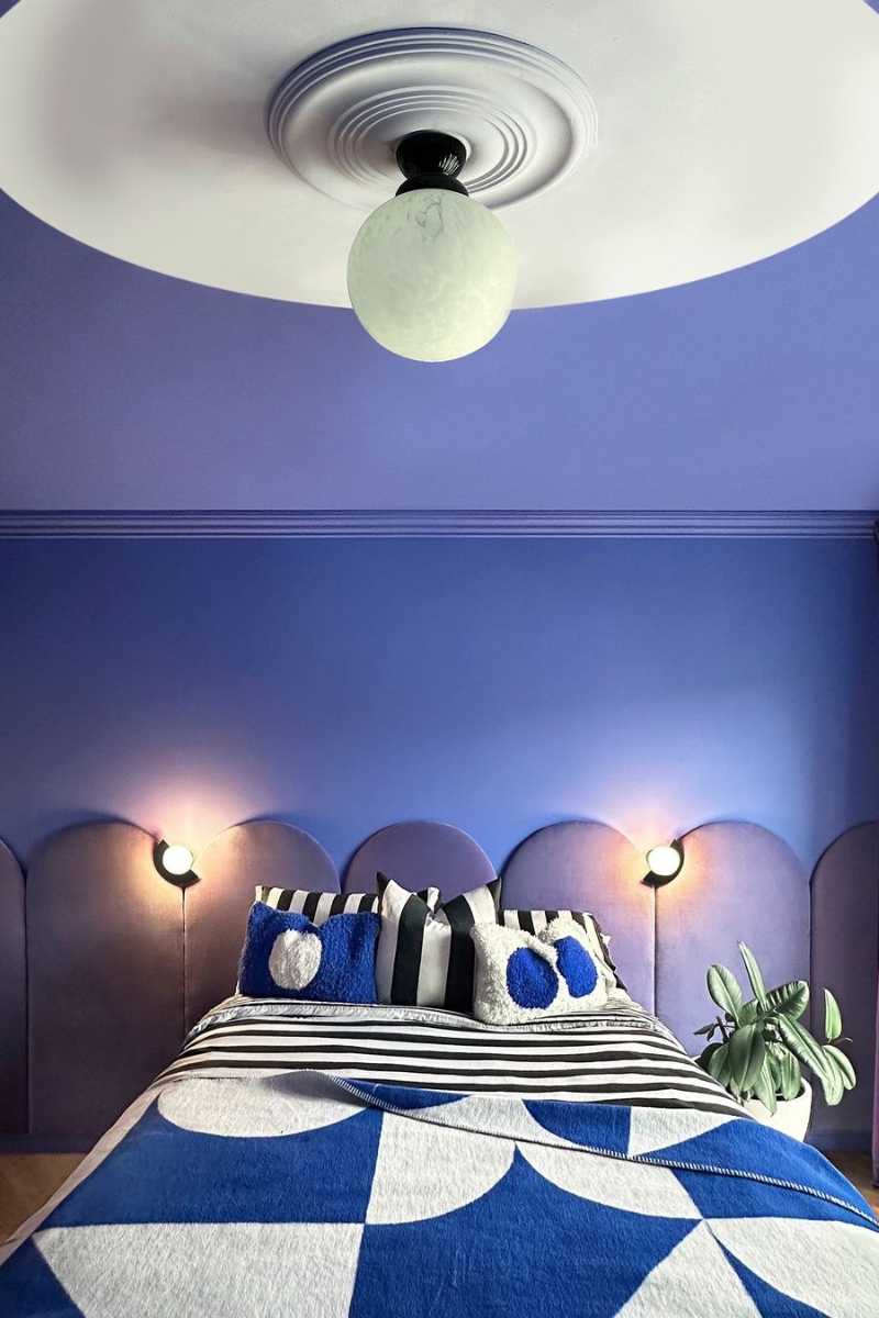 kolorowe-wnetrza-squiggle-pattern-wnetrza-w-stylu-memphis-inspiracje-raw-decor-zrodlo-ig-hannah_drakeford_design